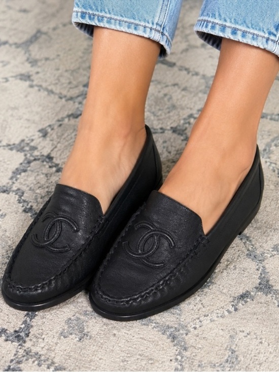 CHANEL Shoes - CHANEL Black Leather CC Logo Loafers for Women size 6